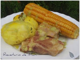 Recetas caseras : Papas con pi�as y costillas  