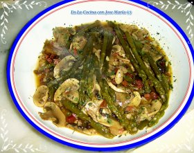 Recetas caseras : Champi�ones con esparragos trigueros 