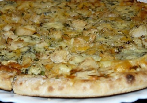 Recetas caseras : Pizza crujiente y esponjosa 