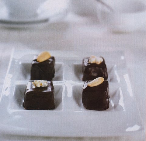 Recetas caseras : Bombones de almendra y arroz 